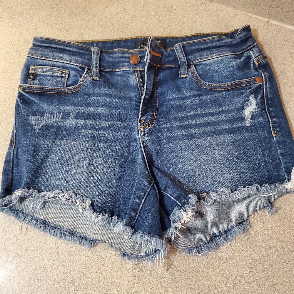 Judy blue shorts